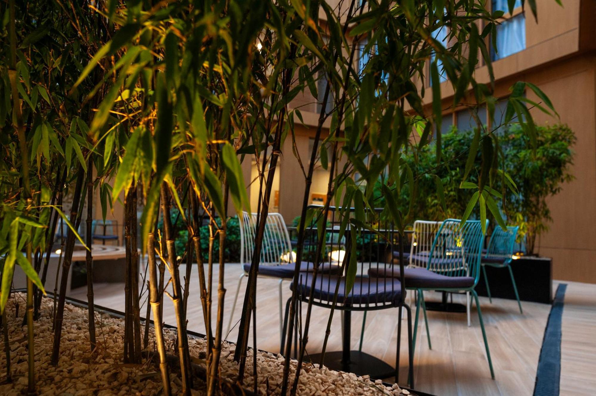 Holiday Inn Express Tbilisi Avlabari By Ihg Esterno foto